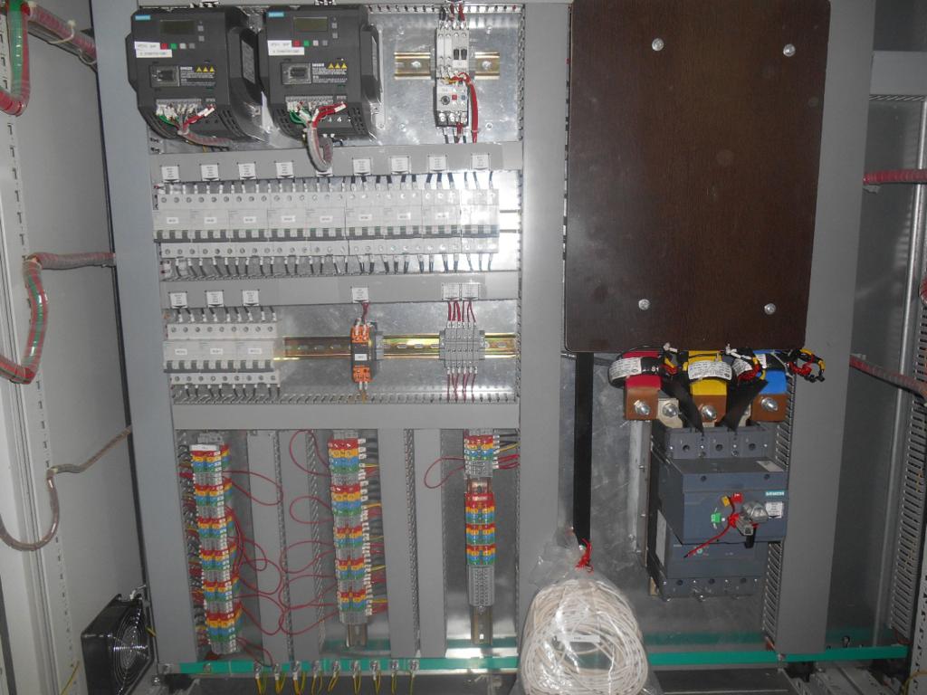 SIEMENS VFD MCC Panel